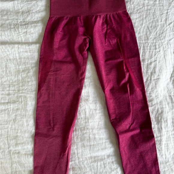 NVGTN CONTOUR SEAMLESS LEGGINGS-CRIMSON(pink)-size S - Picture 9 of 11